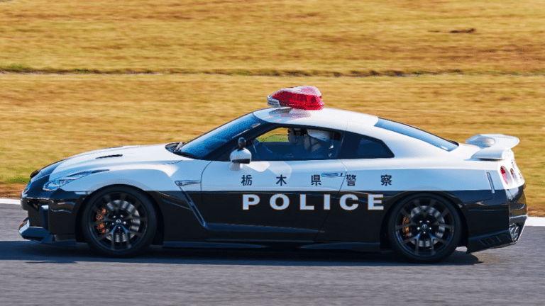 Top 10 melhores carros de polícia do mundo