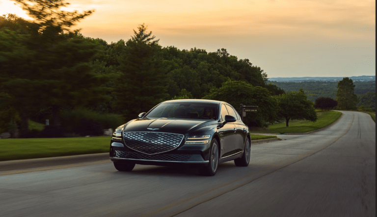 Genesis G80 2023: desempenho, preço e fotos