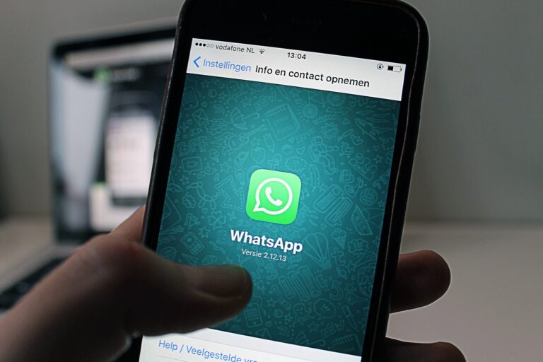 Como mudar o papel de parede do WhatsApp?